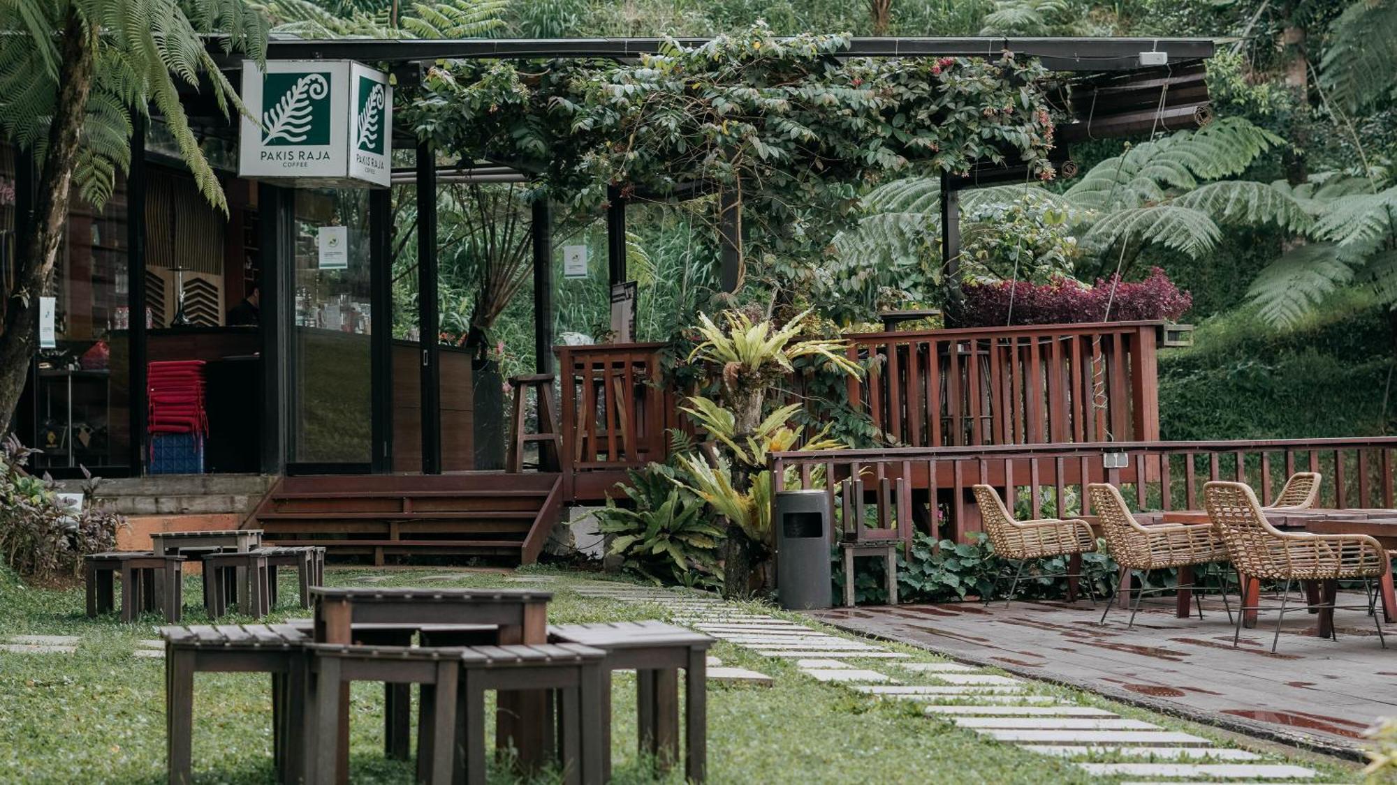 Damar Langit Resort Чісаруа Екстер'єр фото